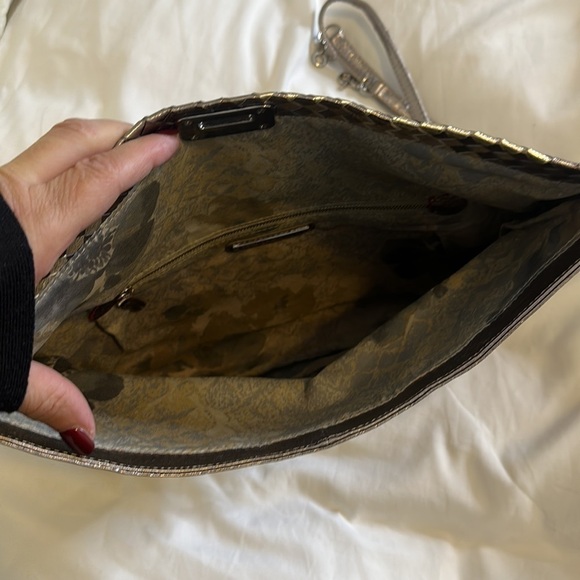 Elliot Lucca Gold Silver Leather Clutch Convertible Shoulder Bag - Picture 4 of 8